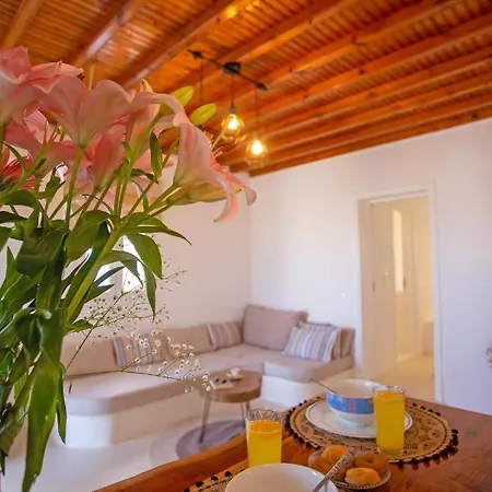 Holiday home λωνη *